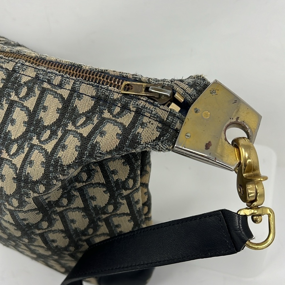Vintage 1970’s Blue Beige Jacquard Zip Top Shoulder Crossbody Clutch Bag - Picture 2 of 16